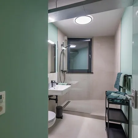 Bamboo - Business-30 Qm-ruhig-parkplatz-arbeitsplatz Apartment Leonberg