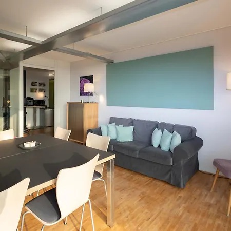 Bamboo - Business-30 Qm-ruhig-parkplatz-arbeitsplatz *