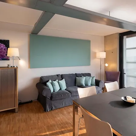 Bamboo - Business-30 Qm-ruhig-parkplatz-arbeitsplatz